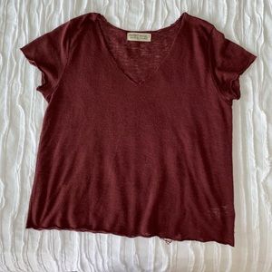 Maroon tshirt